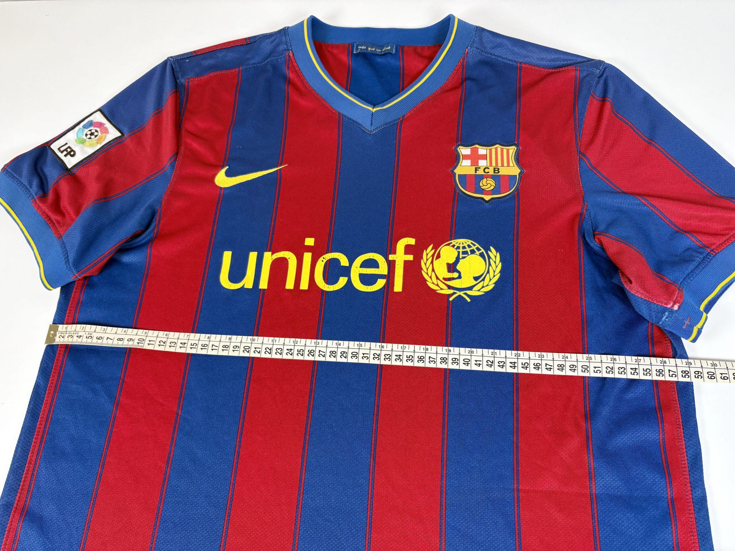 Barcelona FC 2009/10 Nike Home Shirt L - Image 11