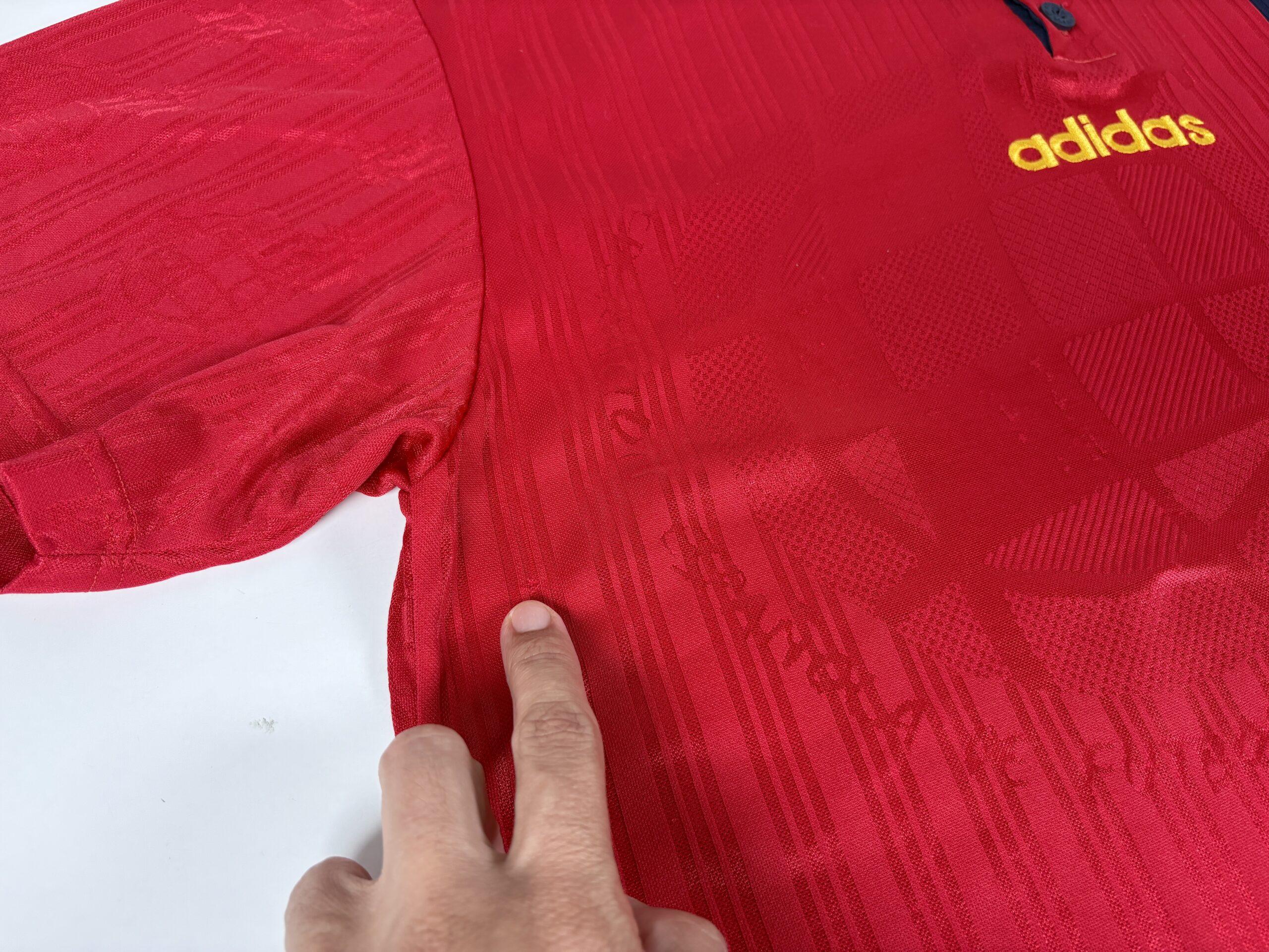 Spain 1996/98 ADIDAS Home Shirt L - Image 6