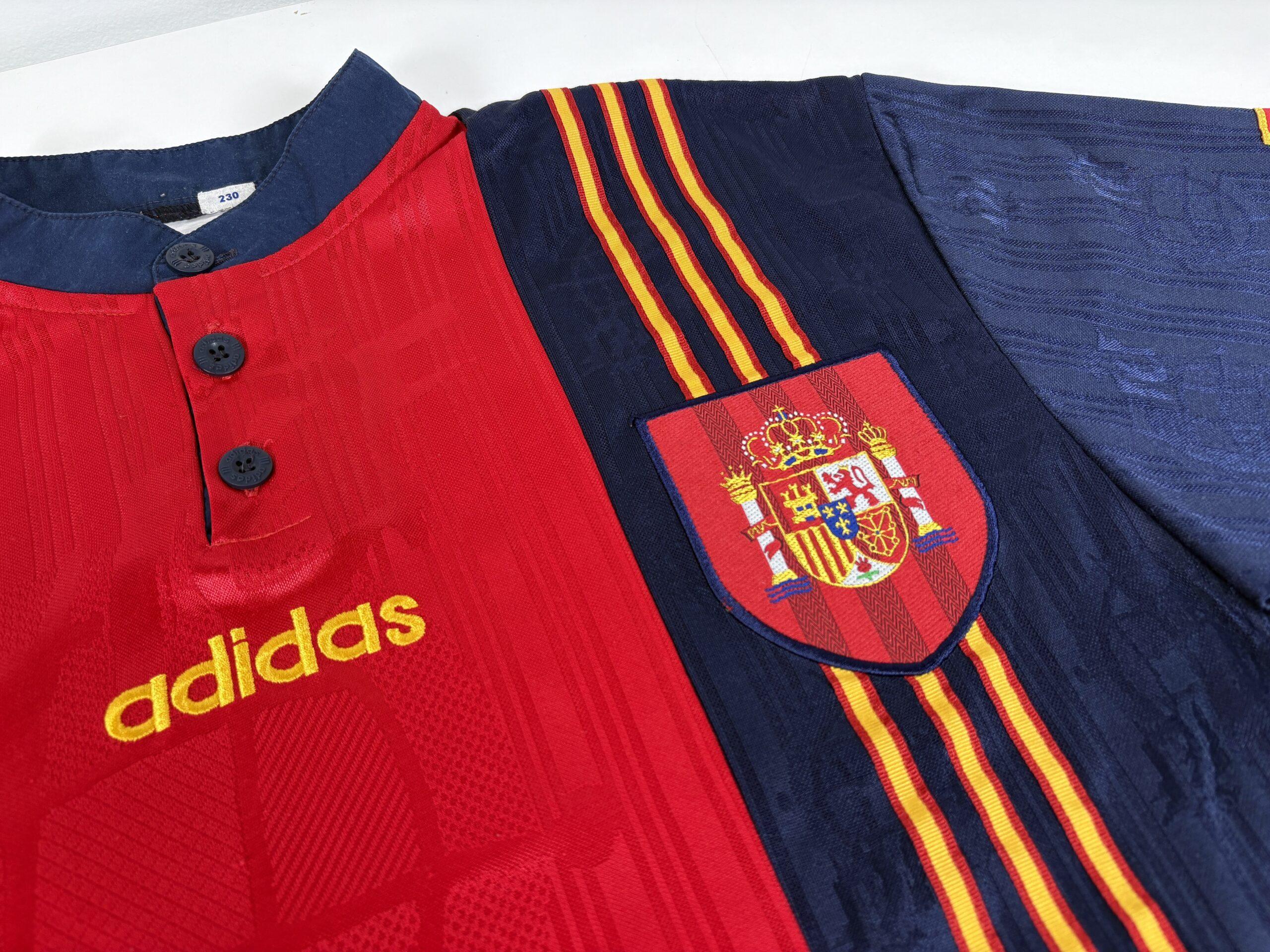 Spain 1996/98 ADIDAS Home Shirt L - Image 3