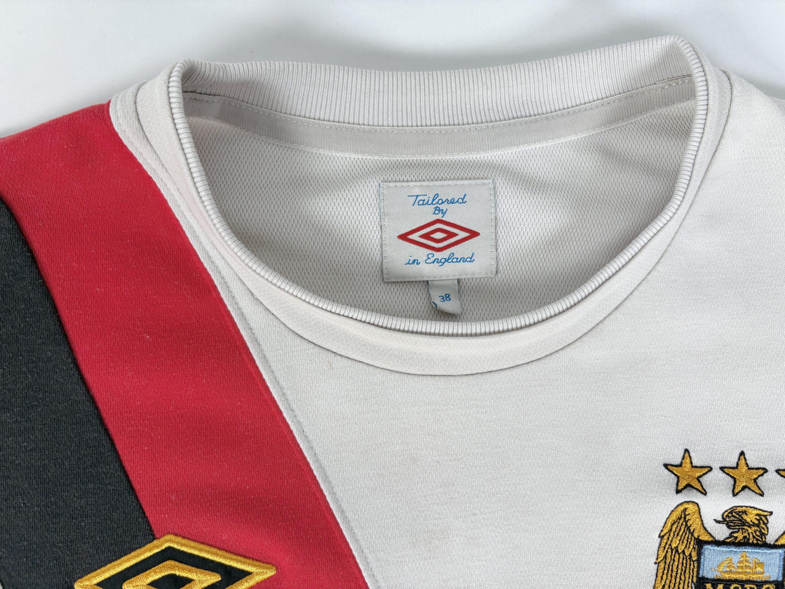 Manchester City 2009/11 UMBRO Third Shirt M - Image 4