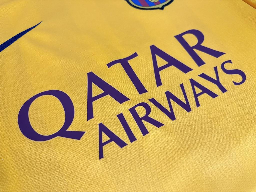 Barcelona FC 2015/16 Nike Away Football Shirt S - Image 5