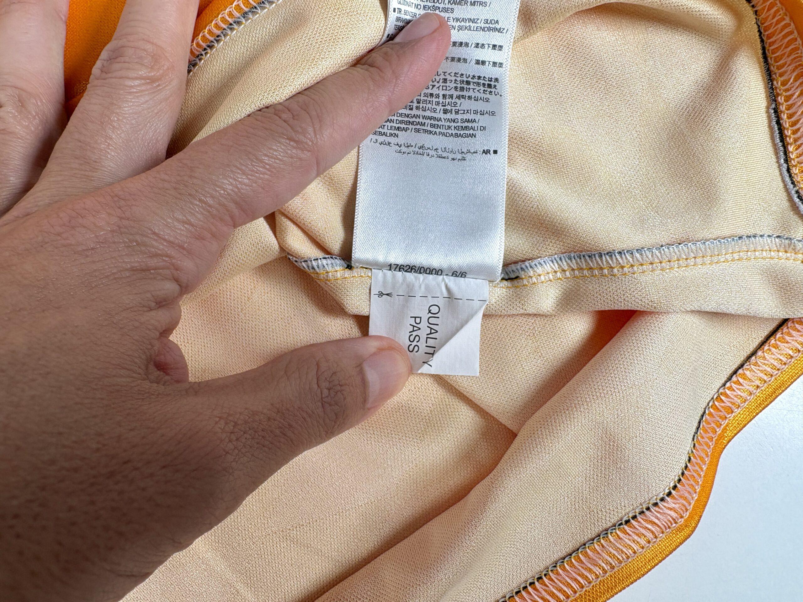 CAMBRIDGE UNITED FC 2024/25 UMBRO Shirt M England - Image 5