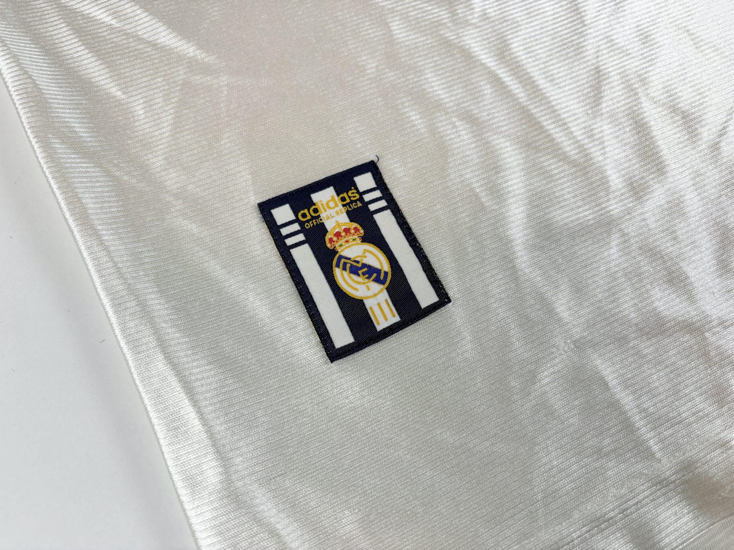 REAL MADRID CF 1998/00 Champions ADIDAS Home Football Shirt M - Image 8