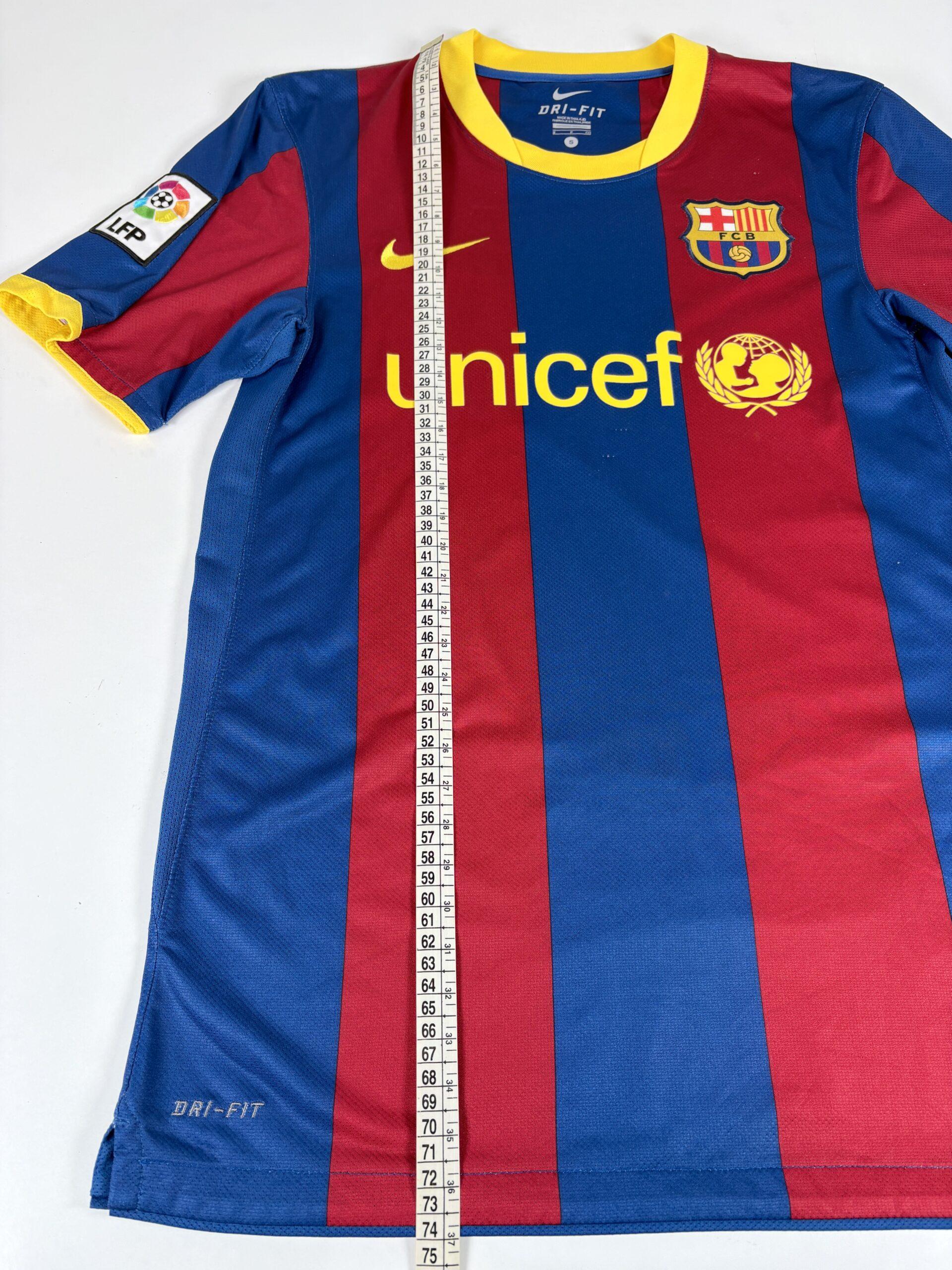 Barcelona FC 2010/11 Nike Home Football Shirt S - Image 12