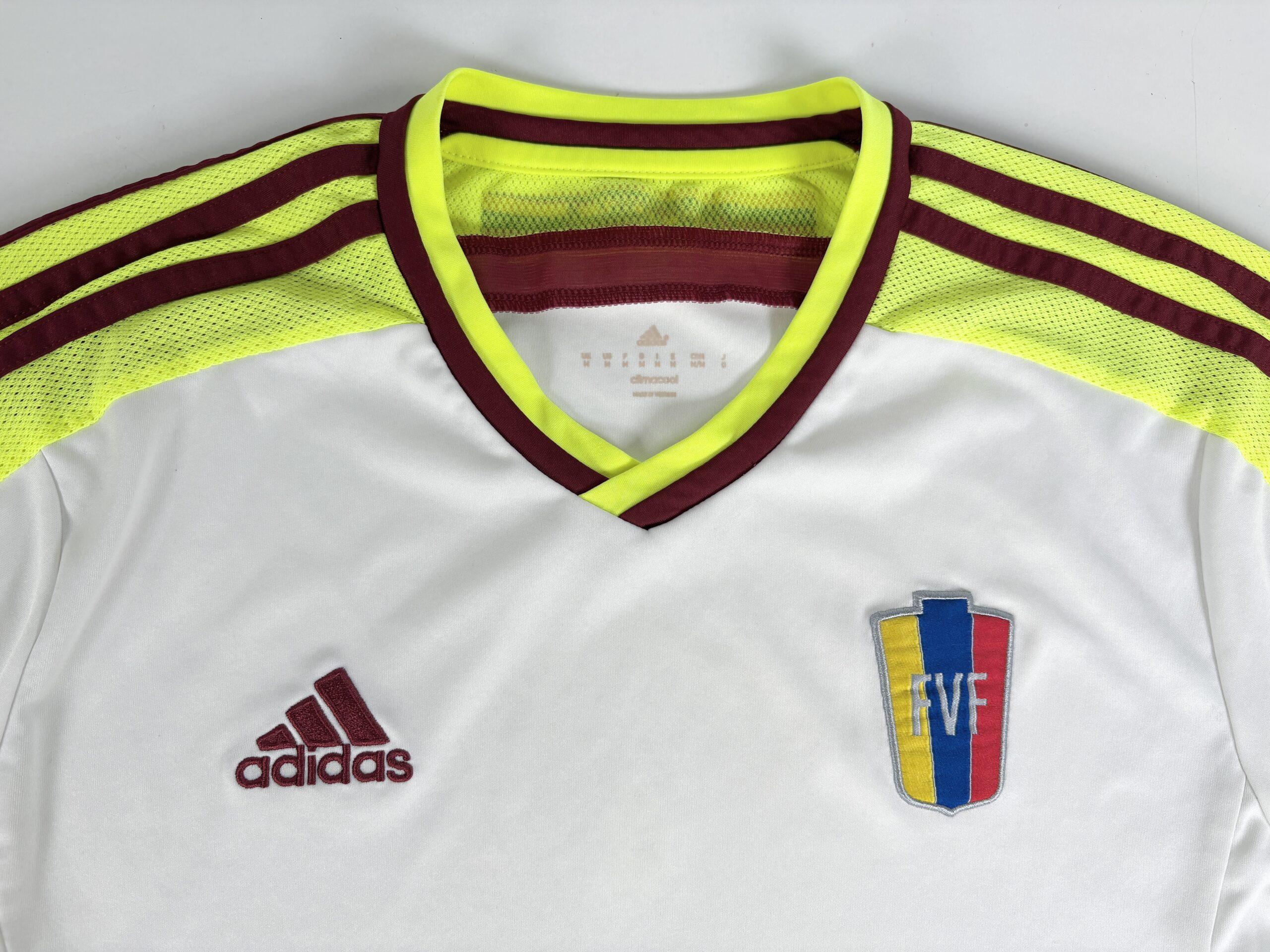 VENEZUELA 2014/15 Adidas Away Football Shirt M - Image 4