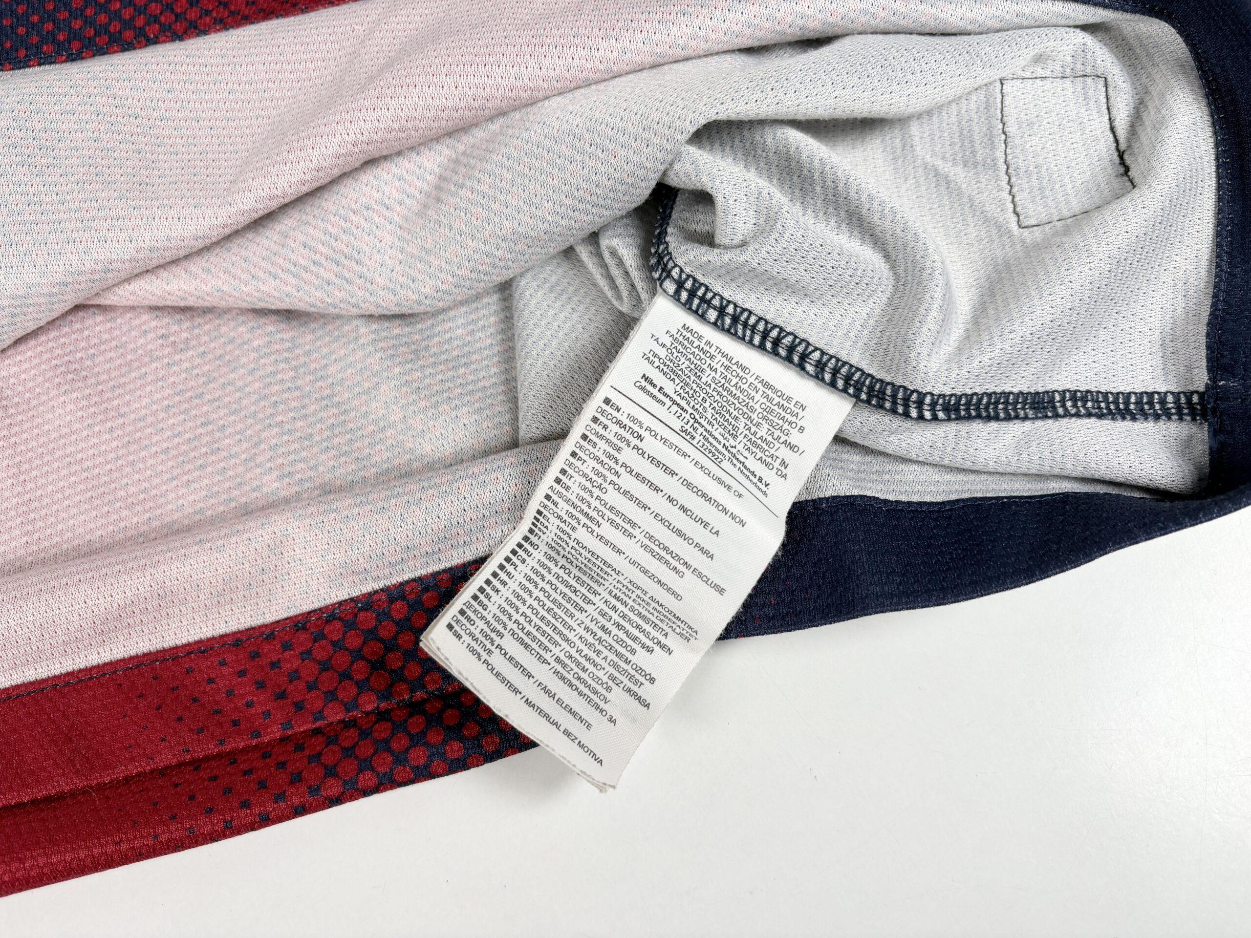 Barcelona FC 2012/13 Nike Home Football Shirt S - Image 6