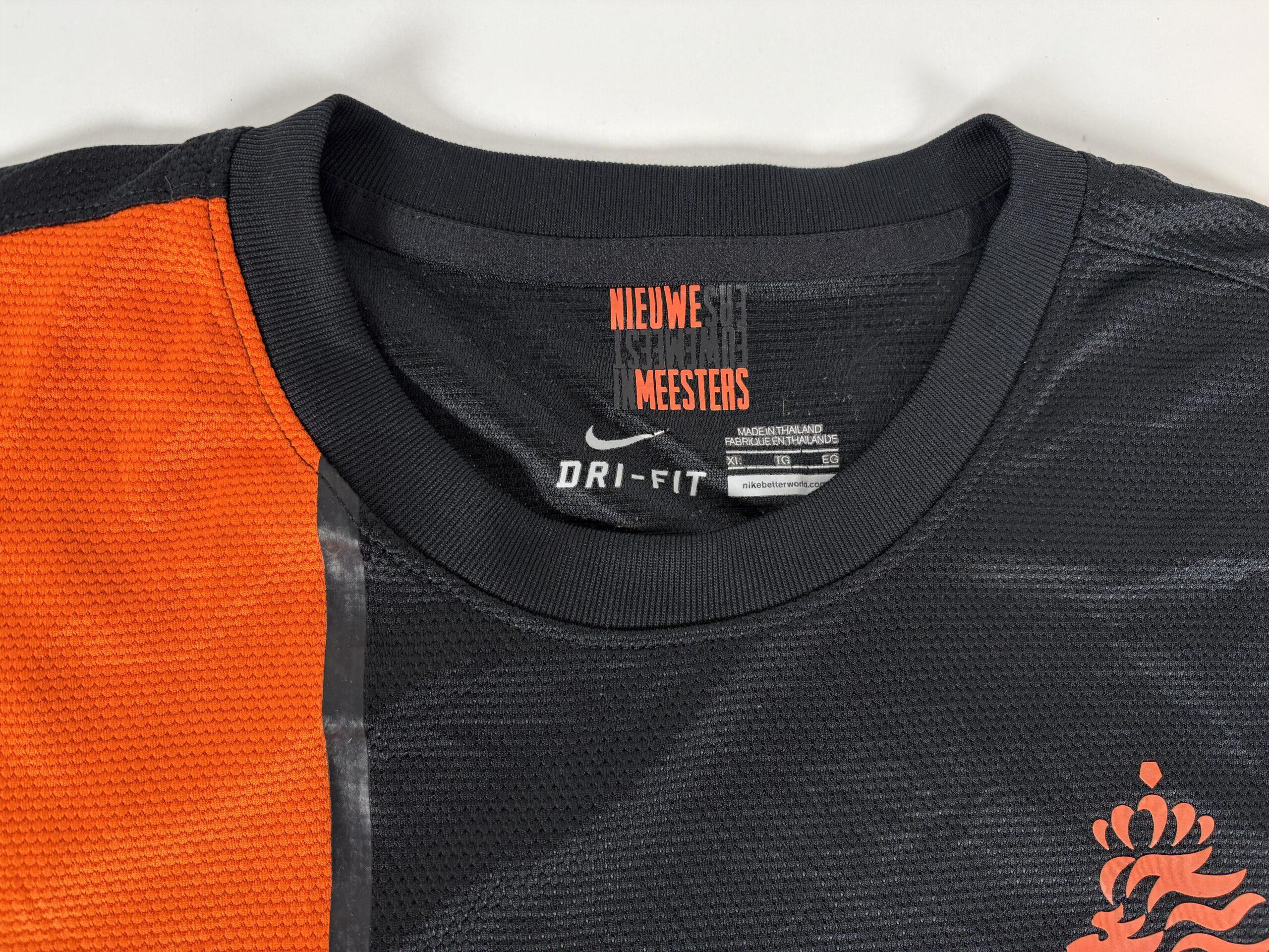 Netherlands 2012/13 NIKE Away Football Shirt XL - Image 4