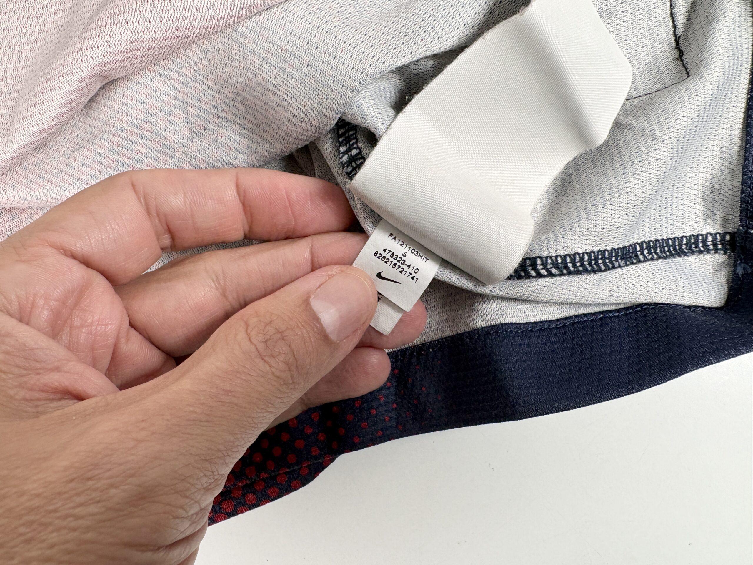 Barcelona FC 2012/13 Nike Home Football Shirt S - Image 7