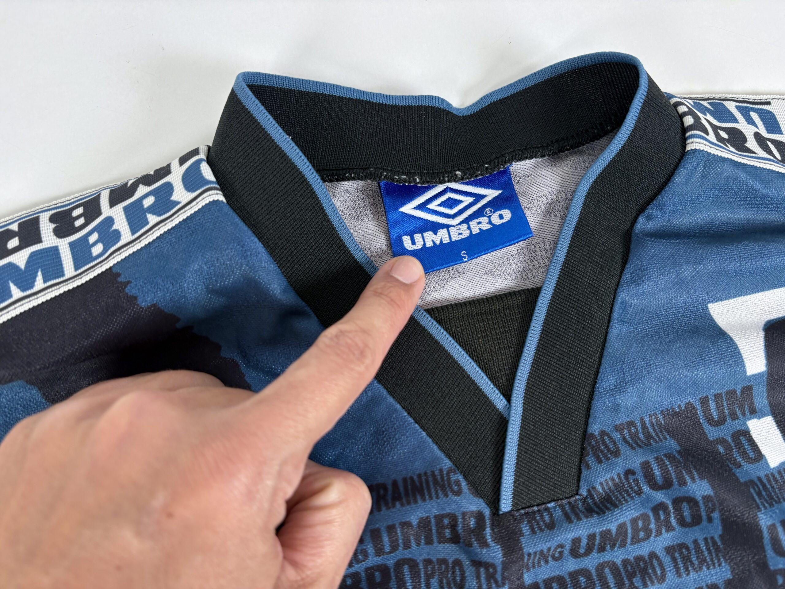 UMBRO 90s Vintage Blue Training Football Shirt S - Image 4