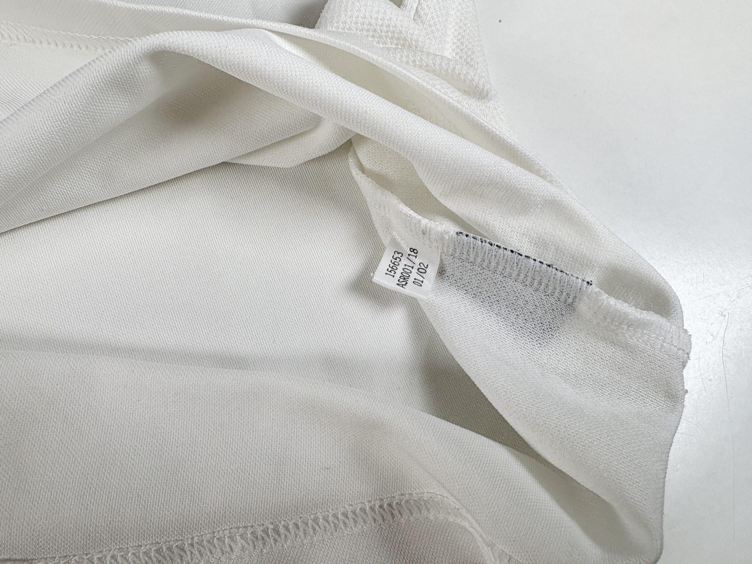 Real Madrid 2002/03 Adidas Home Football Shirt S - Image 7