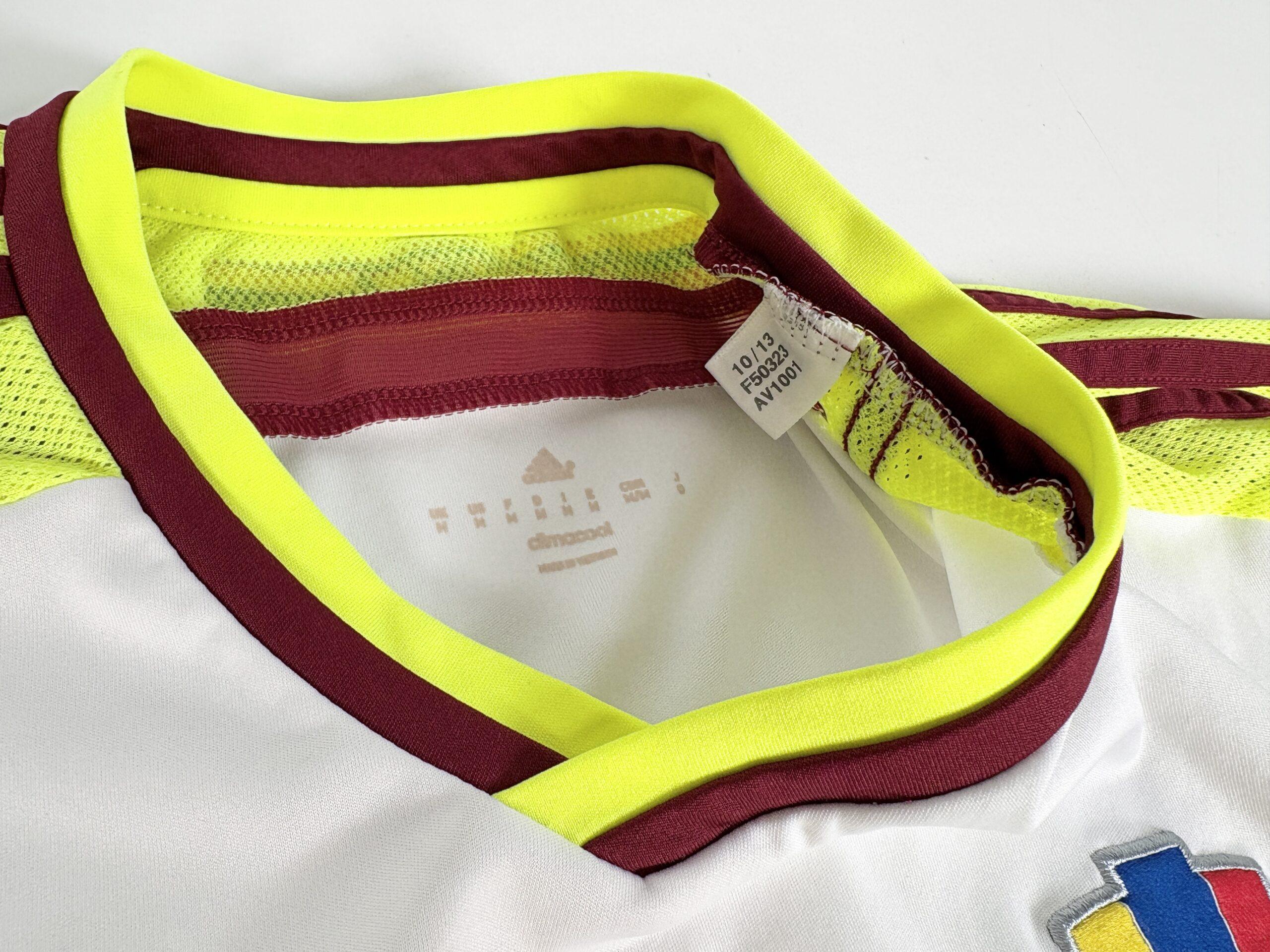 VENEZUELA 2014/15 Adidas Away Football Shirt M - Image 5