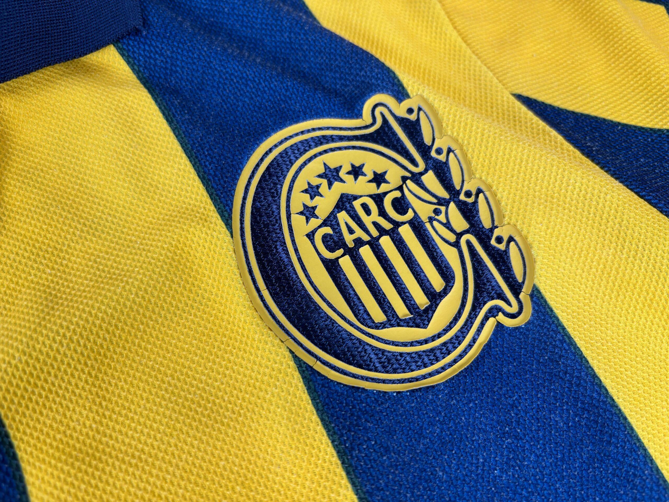 ROSARIO CENTRAL 2013/14 Home Football Shirt XL - Image 3