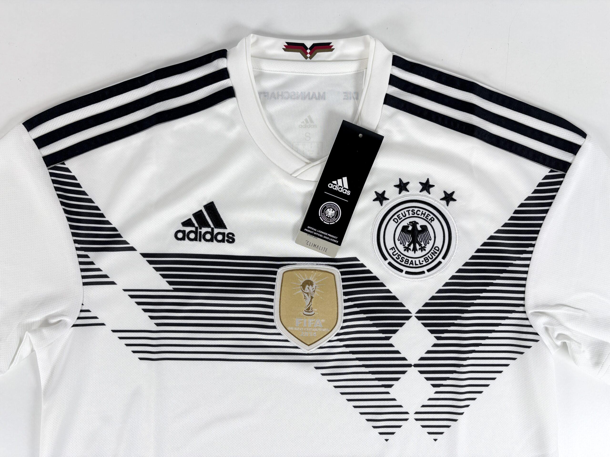 New GERMANY 2018/20 Adidas Home Football Shirt S - Image 4