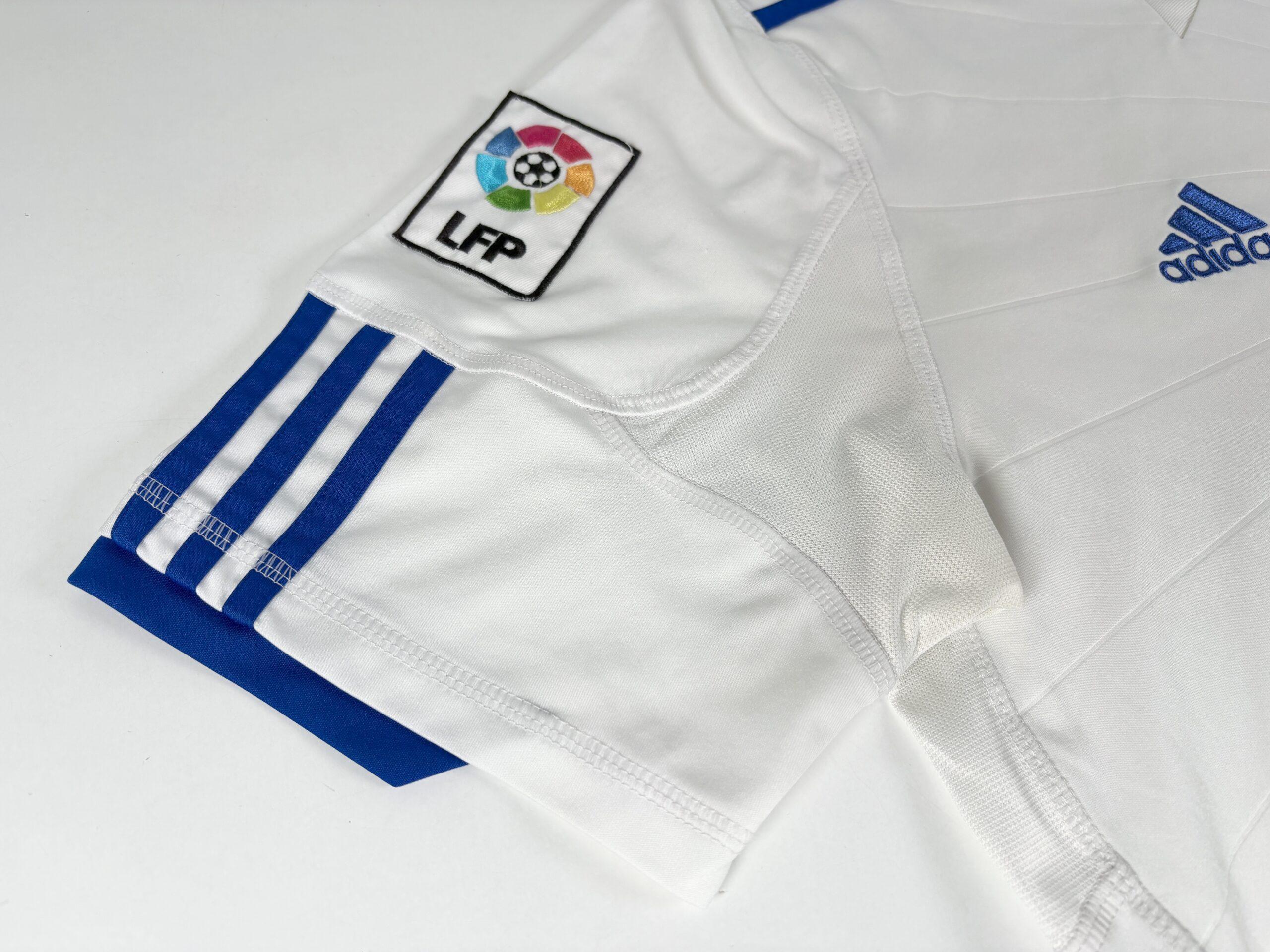 Real Madrid 2010/11 Adidas Home Football Shirt M - Image 6