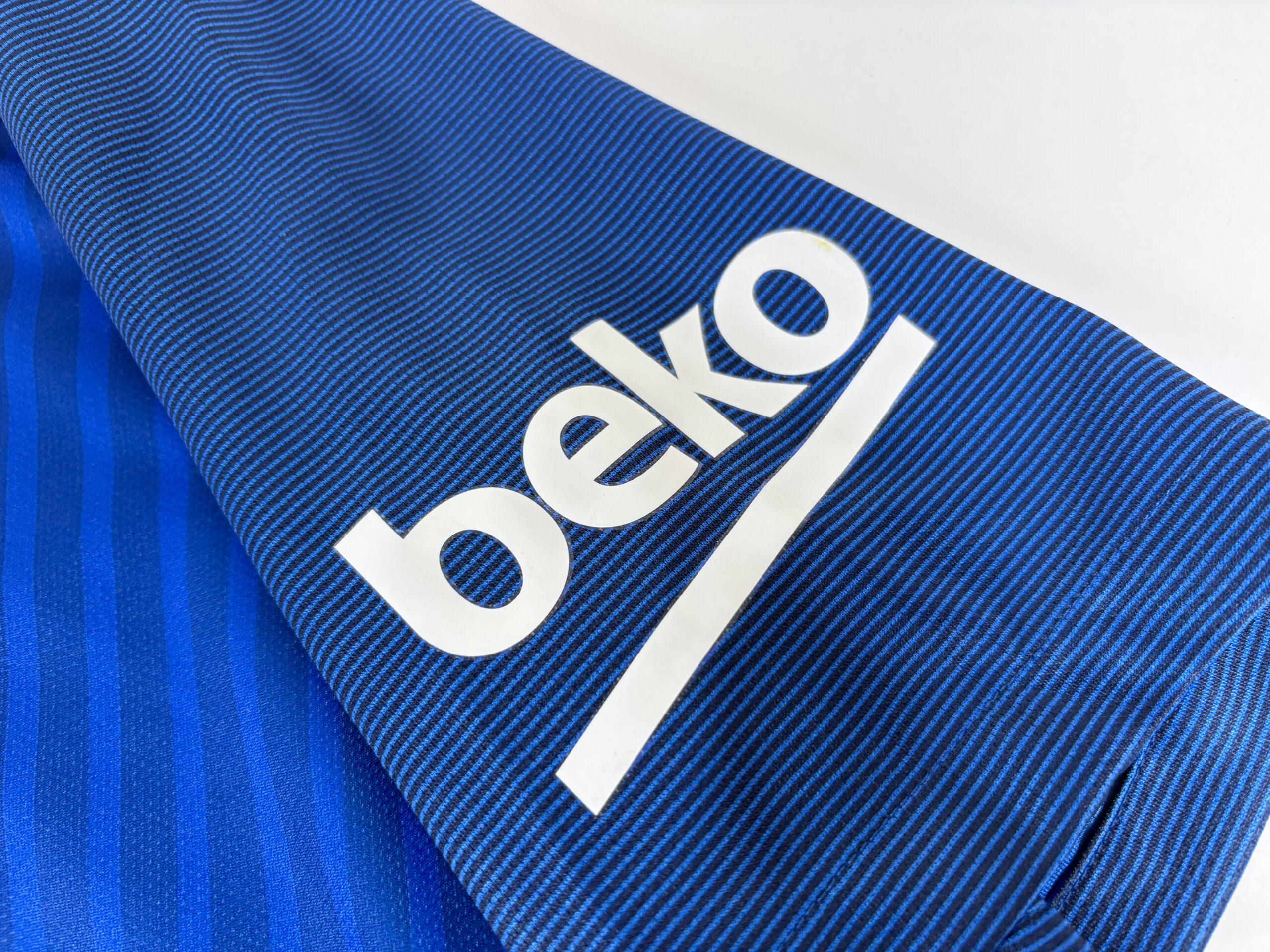 New Barcelona FC 2016/17 Nike Home Football Shirt S - Image 9