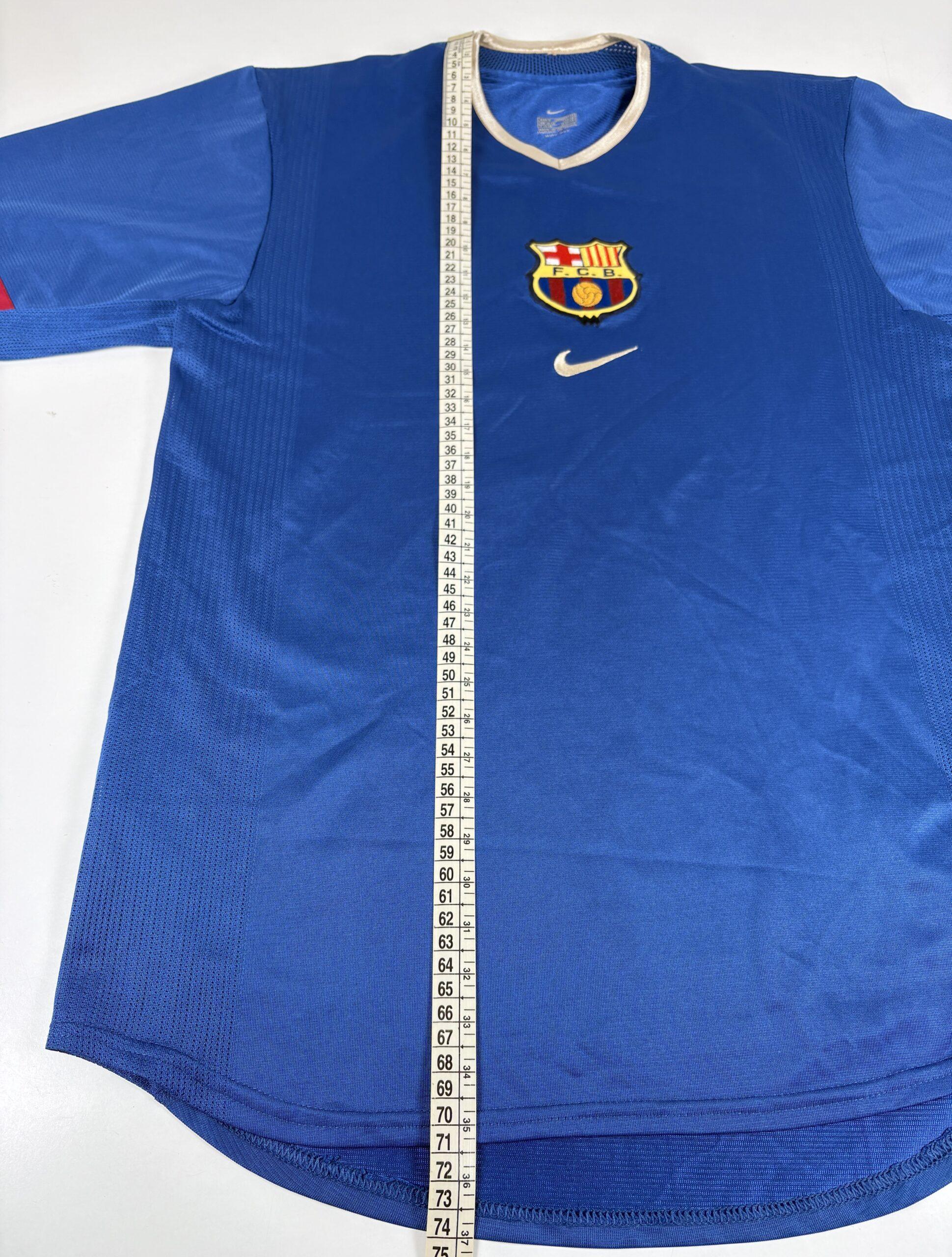 Barcelona FC 2001/02 Nike Third Football Shirt S - Image 7