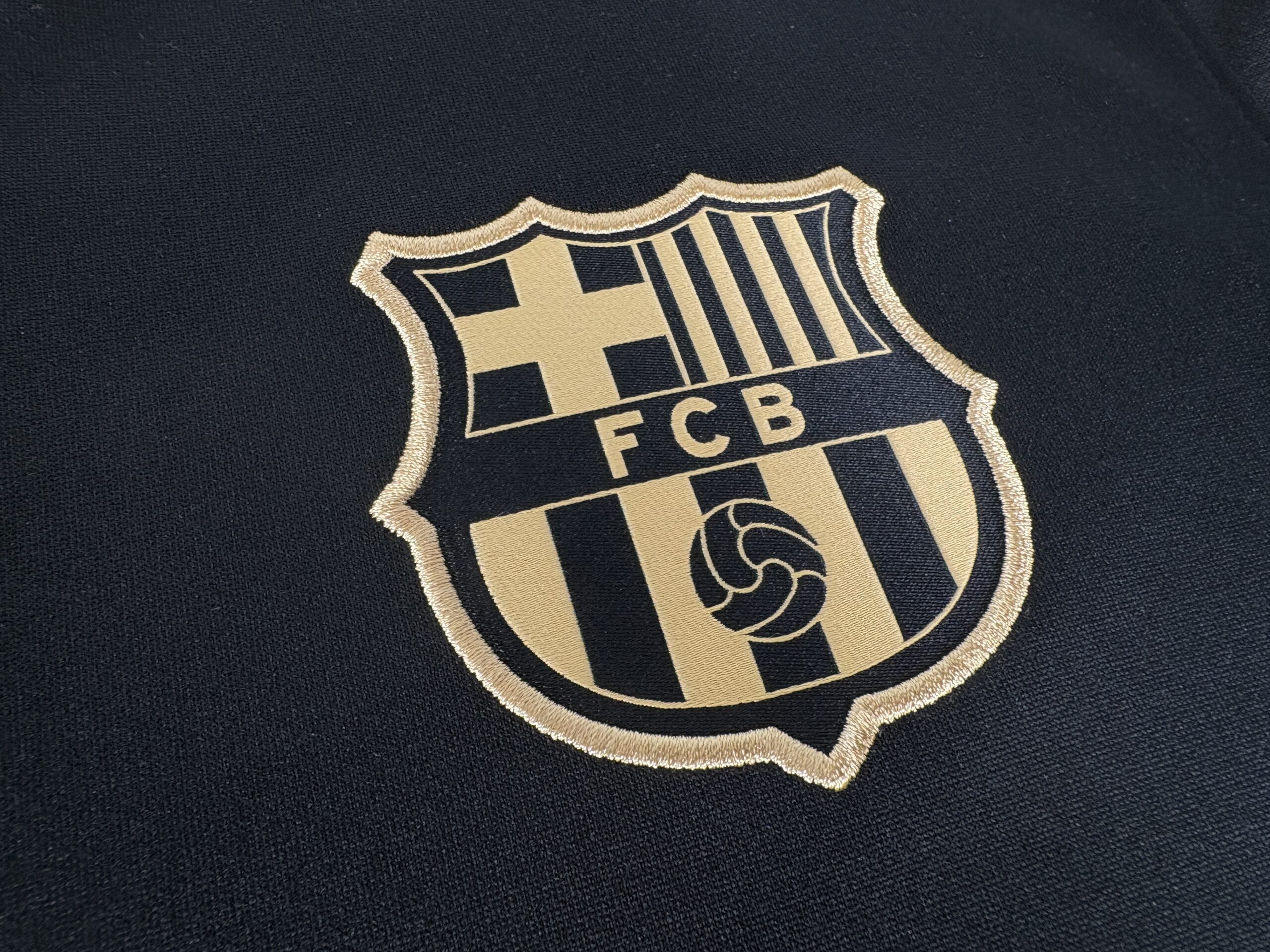 Barcelona FC 20120/21 NIKE away football Shirt M BNWT - Image 3