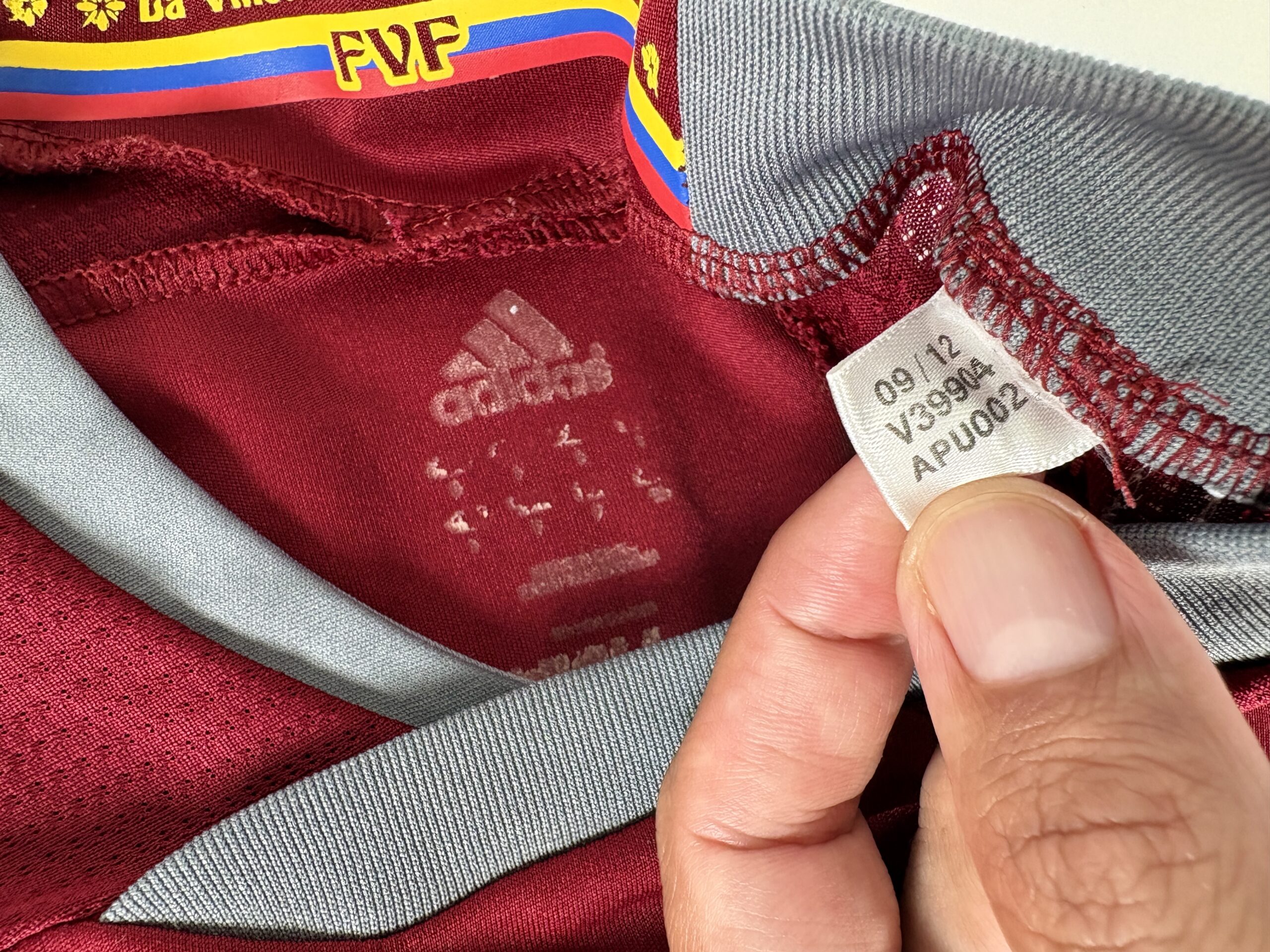 VENEZUELA 2011/14 Adidas Home Football Shirt XS / S - Image 5