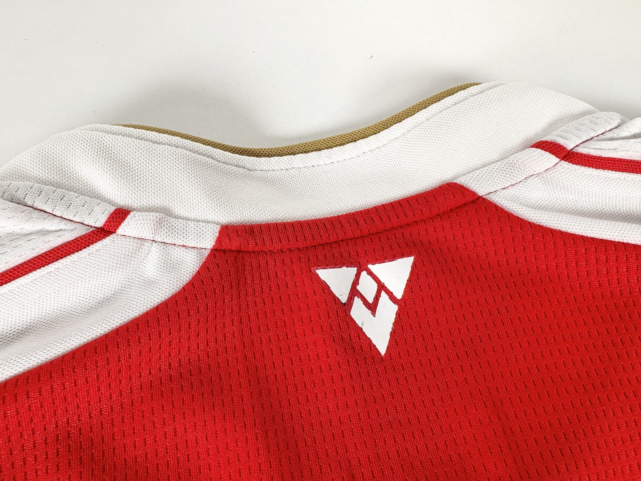 ARSENAL FC 2015/16 PUMA Home Football Shirt S - Image 14