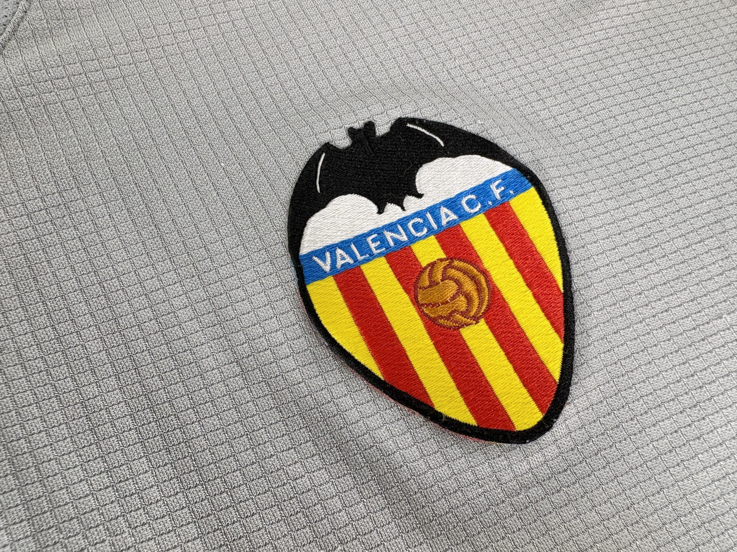 Valencia CF 2002/03 Nike Training Football Shirt XL - Image 3