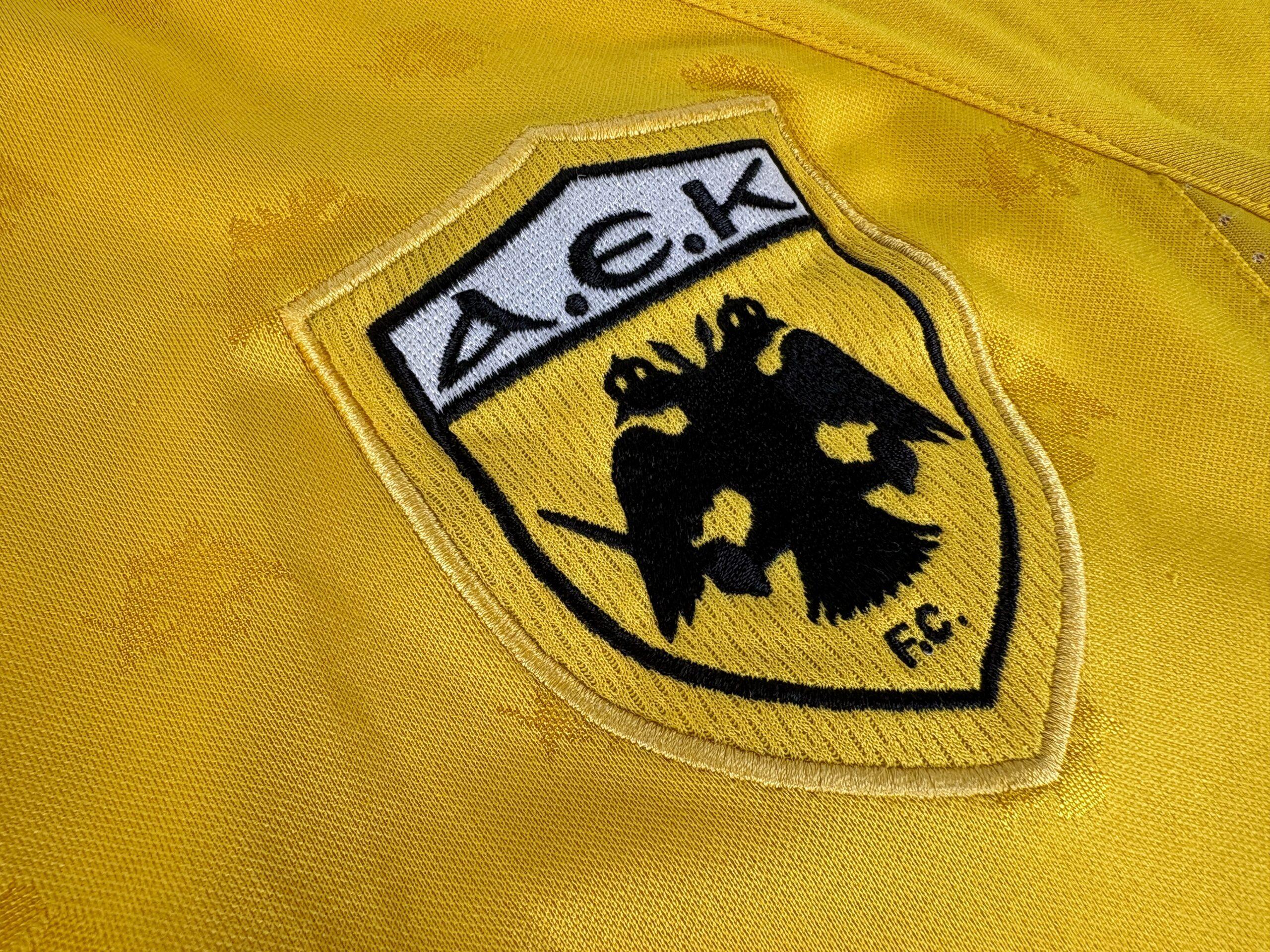 AEK ATHENS 2009/10 PUMA Home Football Shirt XS - Image 3